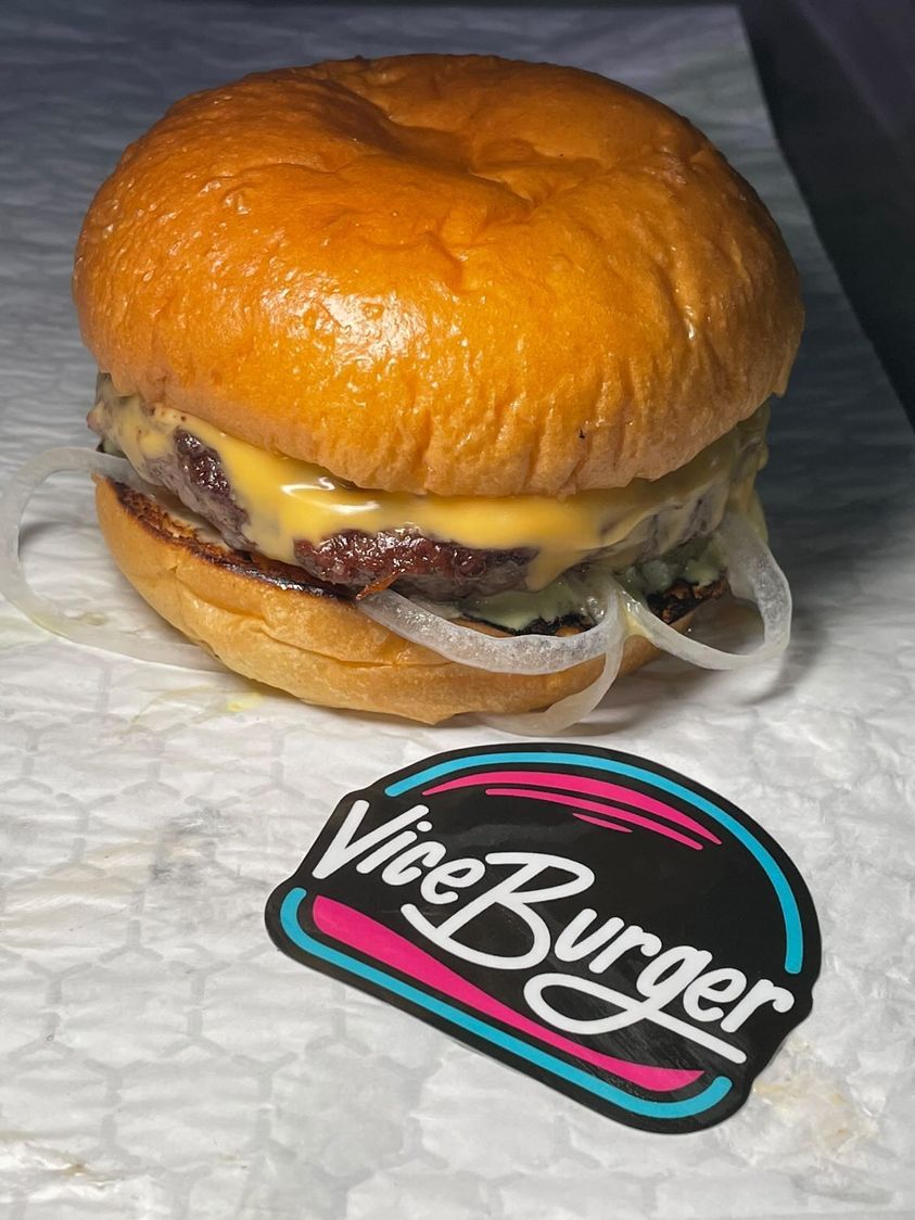 <strong>The Vice Burger - 2022 SoBe Burger Bash Winner</strong>